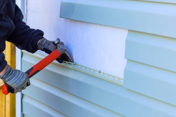Reliable Siding Repair contractor in New London, TX by Creative Siding